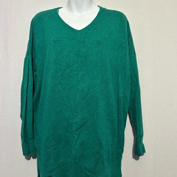 Dreamers Emerald Green V Neck Knit Sweater - Picture 1 of 3